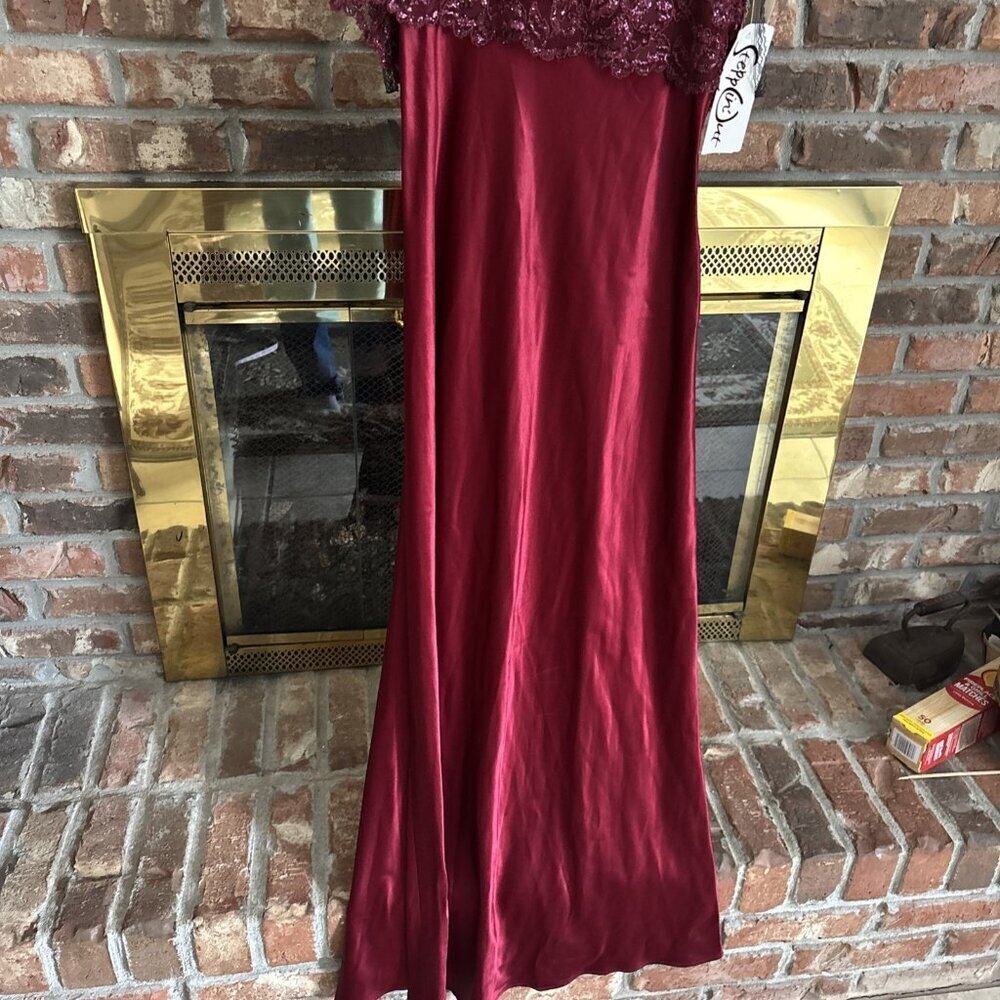 vintage steppin out dress Burgundy Satin Look Size 11/12 NOS See Measurements - Picture 3 of 10